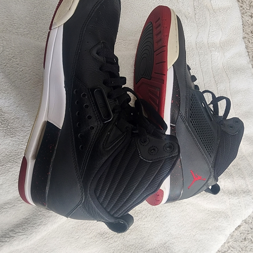 Jordan Flight - image 4